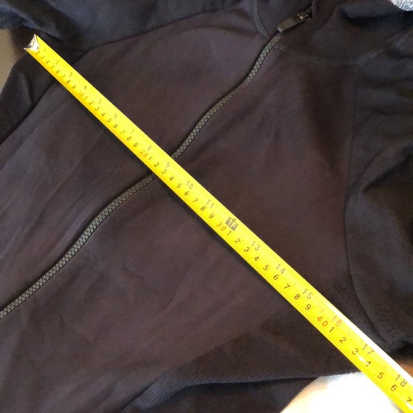 Adidas Classic fabric ribbed gray trimmed neckline, sleeves and front hem jacket - Picture 11 of 12